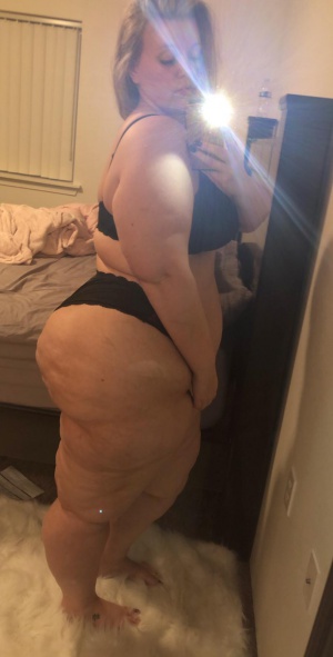 Fat Ass White Girl with Thick Thighs and Big Legs